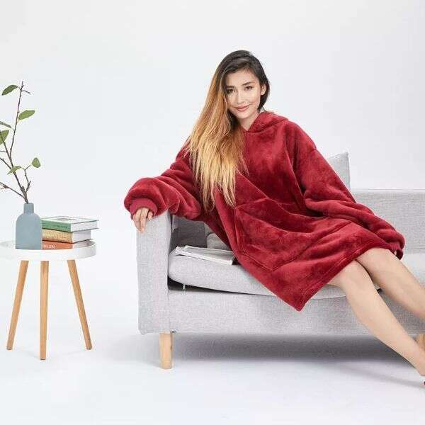 Cozy hoodie blanket - Fluffy - AI WEB SHOP