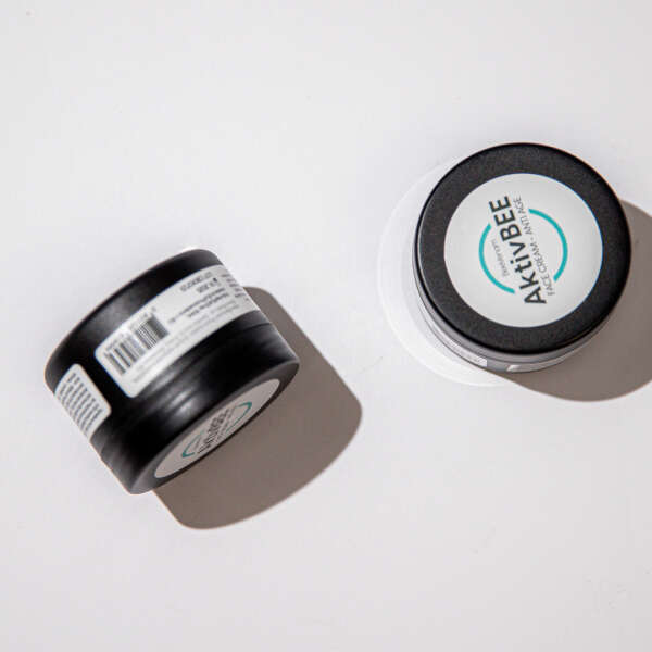 Regenerating face cream I ActiveBee - AI WEB SHOP